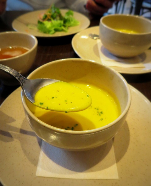 f0236260_19311031.jpg