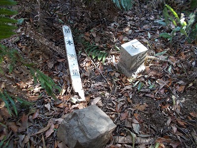 f0308898_21145647.jpg