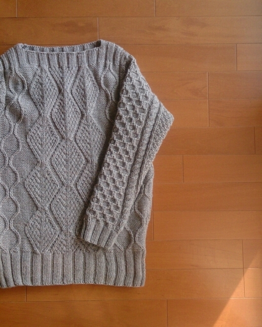 から厳選した いろんな四角のアランセーター』 : handmade maami ニット+セーター