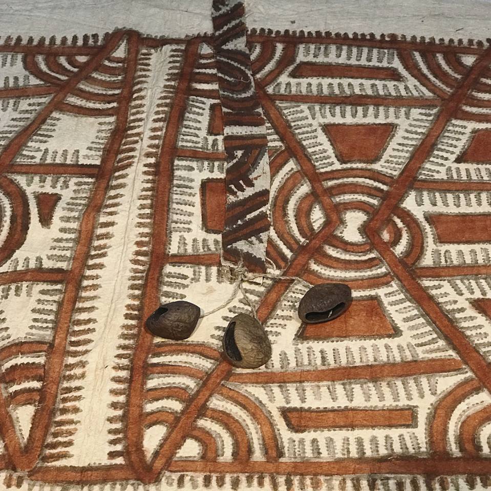 織物以前-タパとフェルト : 布とお茶を巡る旅