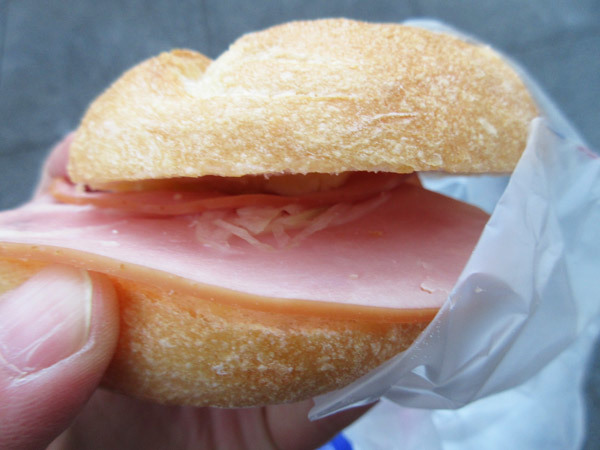志津屋(SIZUYA)京都駅店_c0152767_11421233.jpg