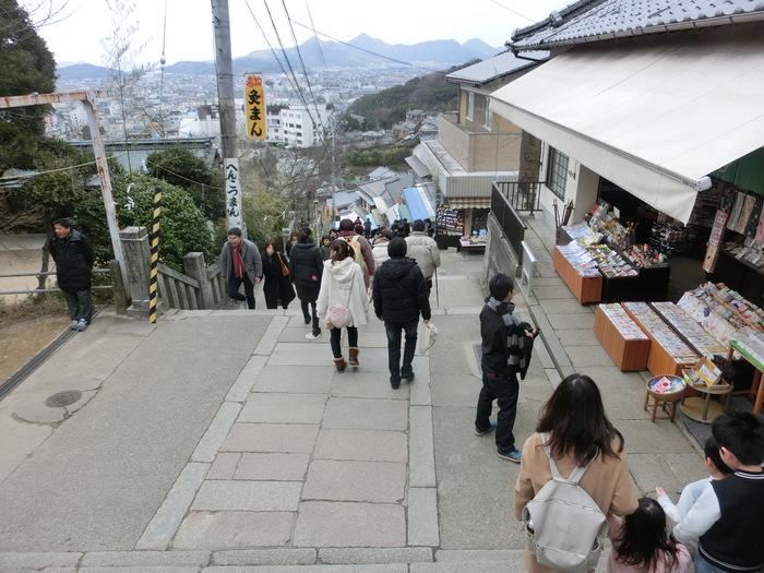 No478初登りは讃岐富士＆大麻山はガケ崩れ通行止め_b0185573_18152583.jpg