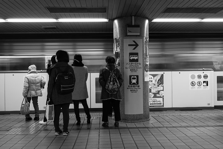 1/4秒の\"L.Monochrome\"な地下街_d0353489_19211559.jpg