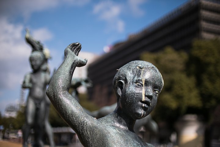 最強寒波をものともせず裸で遊ぶ子供たち_d0353489_19503514.jpg
