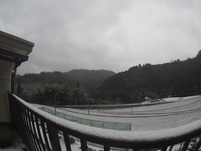 またまた、今朝も雪景色_c0116915_00024606.jpg