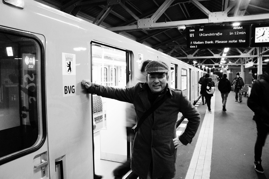 ワルシャワ通り駅からメトロに乗って。_c0180686_23362536.jpg