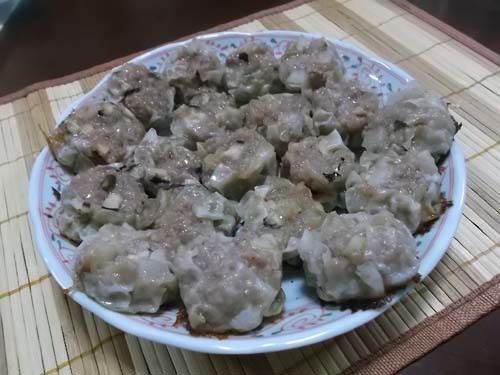 フライパンでシュウマイ&赤魚干物&煮カツ_f0019498_15421329.jpg