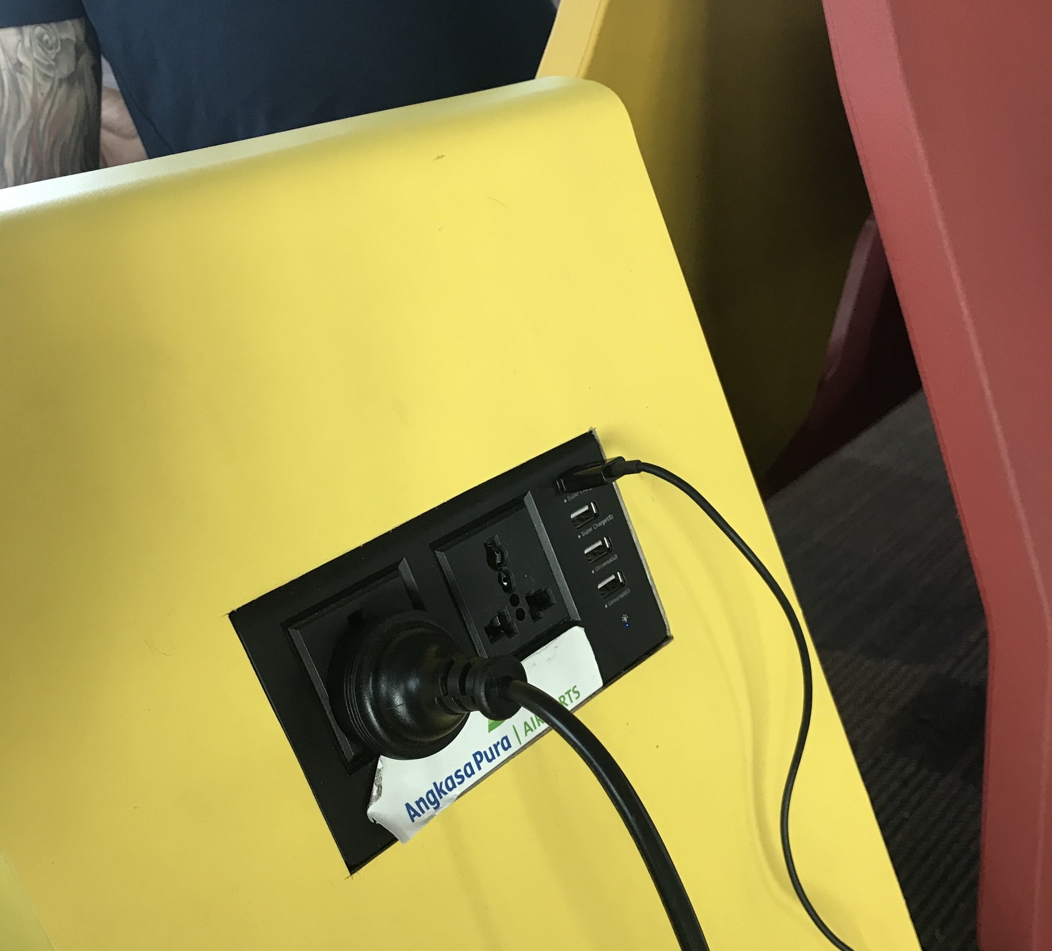 f0304452_08285692.jpeg