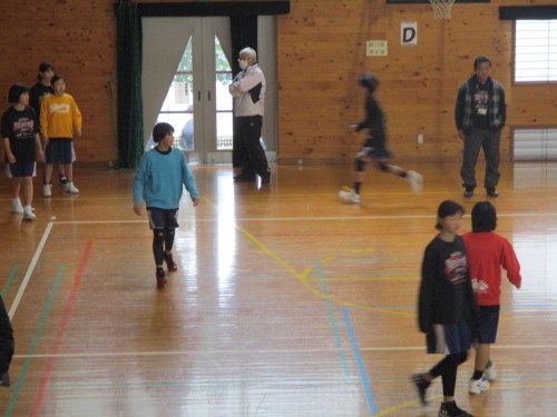 第17回 大分県小学生ﾊﾞｽｹｯﾄﾎﾞｰﾙ ﾌﾞﾛｯｸ選抜大会_初日_a0319565_10355335.jpg