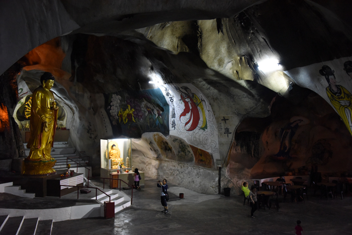 この洞窟寺院がすごい！マレーシア・イポーのペラトン（霹靂洞）PerakTong_e0171573_1643460.jpg