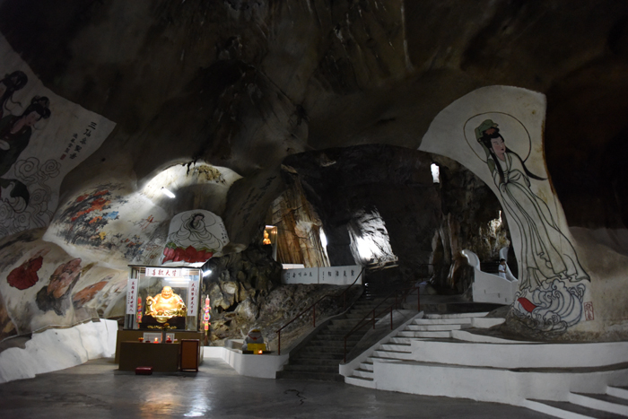 この洞窟寺院がすごい!マレーシア・イポーのペラトン(霹靂洞)PerakTong_e0171573_16435723.jpg