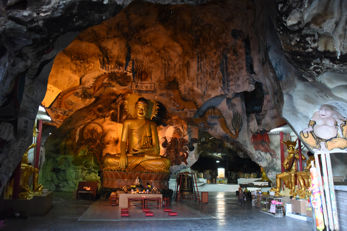 この洞窟寺院がすごい！マレーシア・イポーのペラトン（霹靂洞）PerakTong_e0171573_16461790.jpg