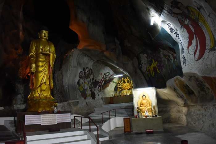この洞窟寺院がすごい！マレーシア・イポーのペラトン（霹靂洞）PerakTong_e0171573_1646767.jpg