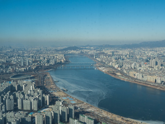 2018ふらっと冬のソウルへ(1)～新名所ソウルスカイとソウル路7017～_f0276498_23152053.jpg