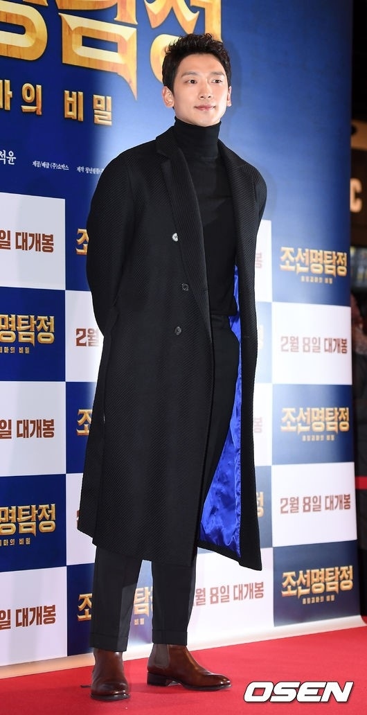 RAIN＆SUPER JUNIOR イェソン＆ドンヘ、映画「朝鮮名探偵3」VIP試写会に出席_c0047605_19595657.jpg