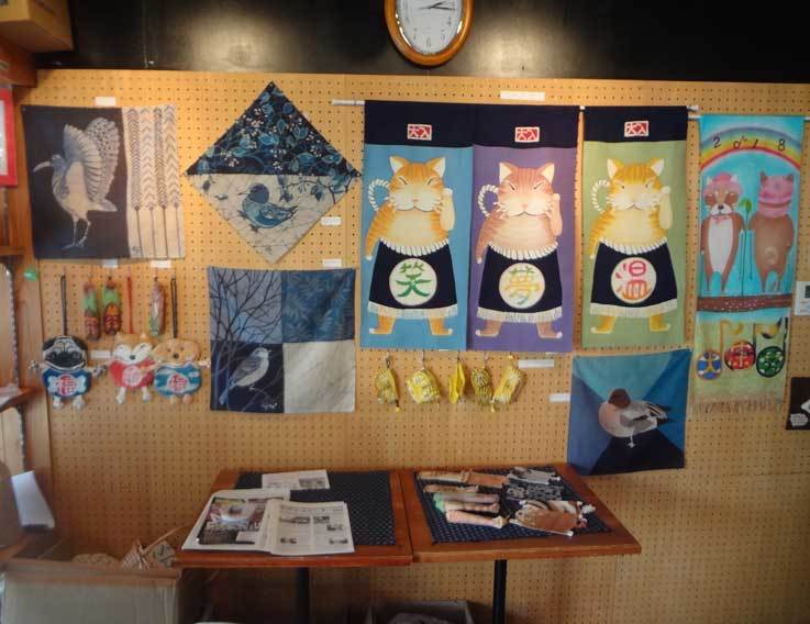 喫茶サロンきらっと「ミニギャラリー・楽しい染めもん展11」_e0090670_12235482.jpg