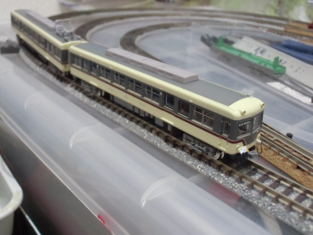 鉄コレ 富山地鉄 10020形の整備(1) 屋根の塗り分け、色挿し