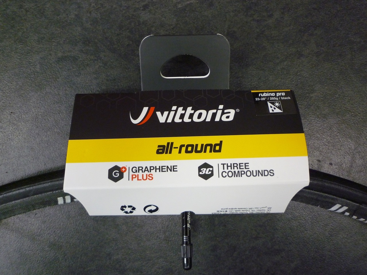 新入荷 Vittoria rubino pro_a0262093_15522640.jpg