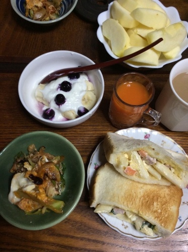 c0301808_16491517.jpeg