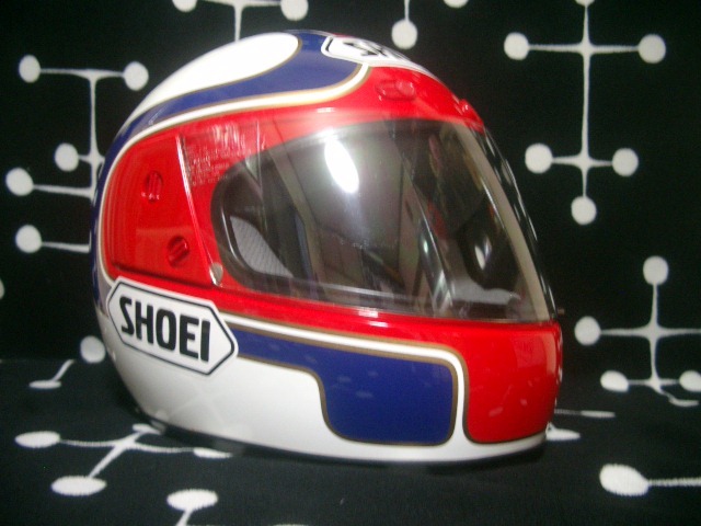 SHOEIヘルメット ドミニクサロン