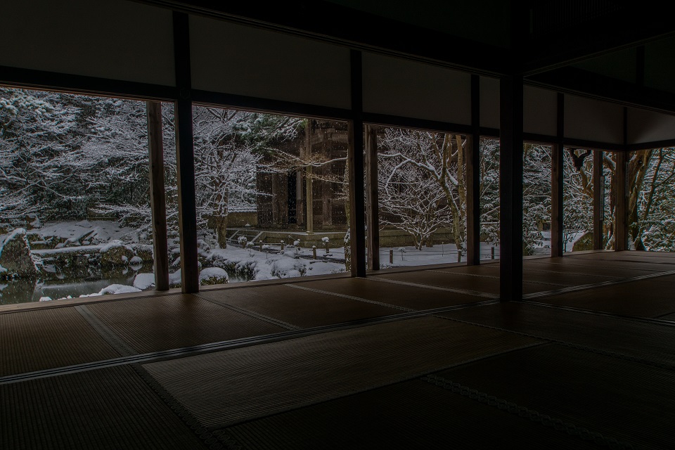 雪降る蓮華寺_e0363038_10555092.jpg