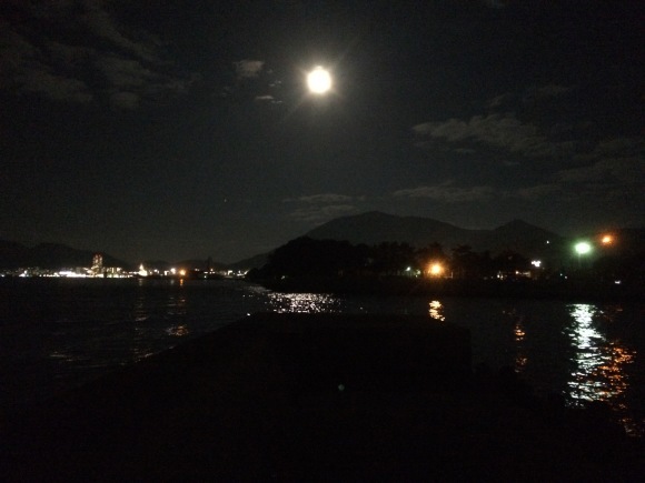 満月の夜、関門海峡。_a0376159_23001182.jpeg