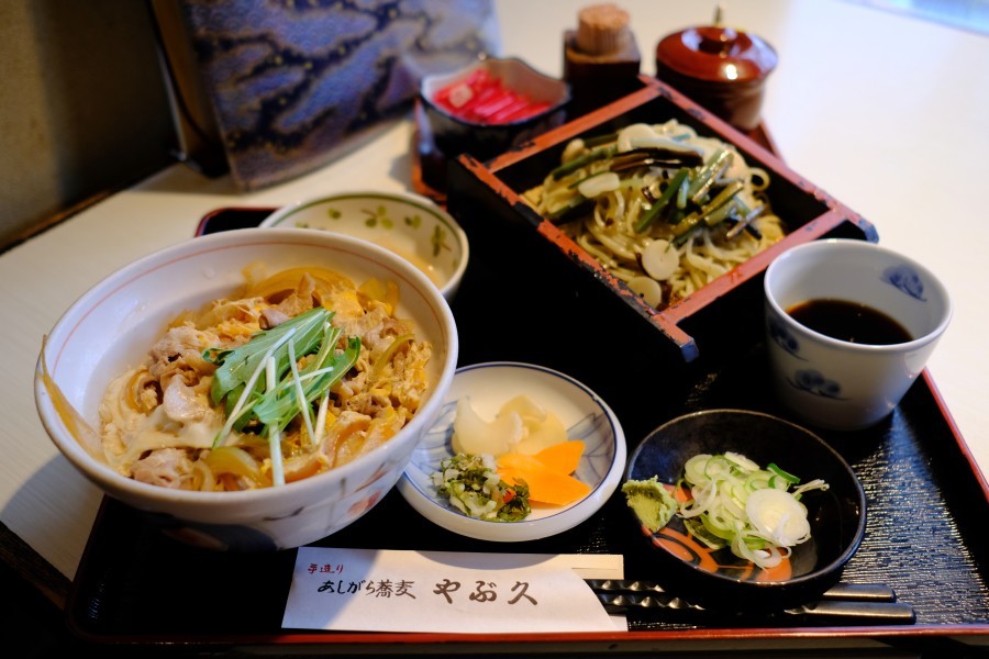 本日のランチ（開花丼・山菜そば） あしがら蕎麦 やぶ久_e0359873_09212327.jpg