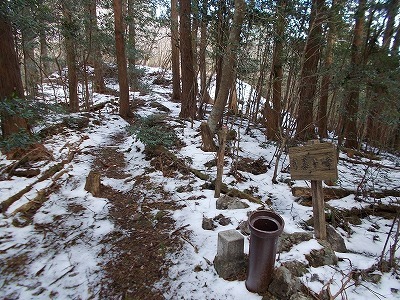 f0308898_20121064.jpg