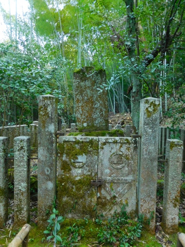 e0345320_03382914.jpg
