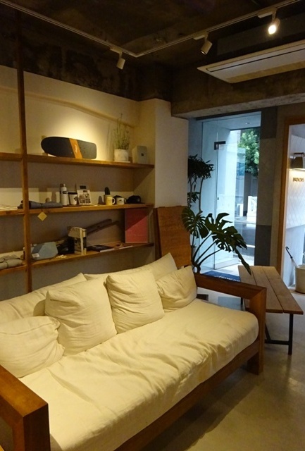 f0201054_22040797.jpg