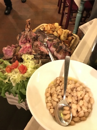 フィレンツェのご馳走料理、ビステッカ♪_a0136671_02371830.jpg