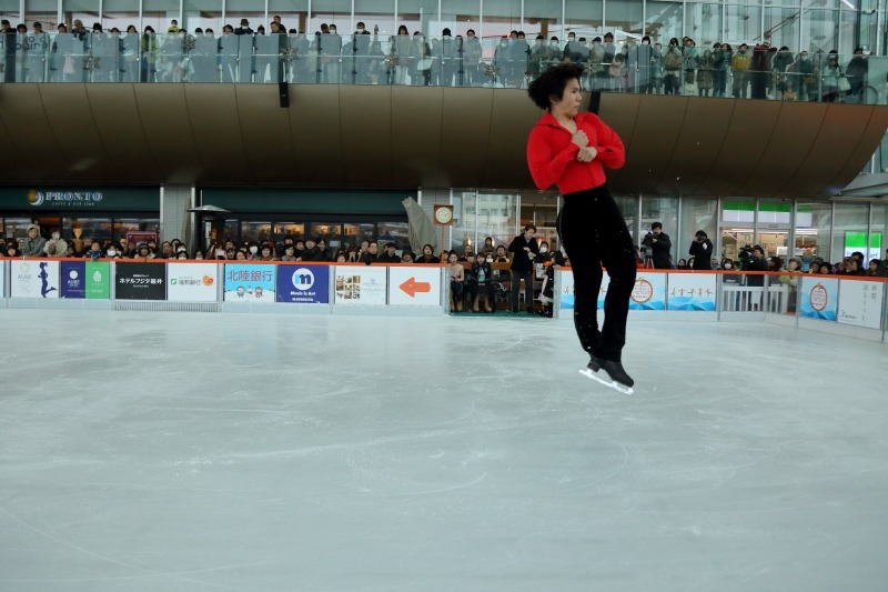 期待の新星　男気溢れるエンターティナー_c0196076_14065579.jpg