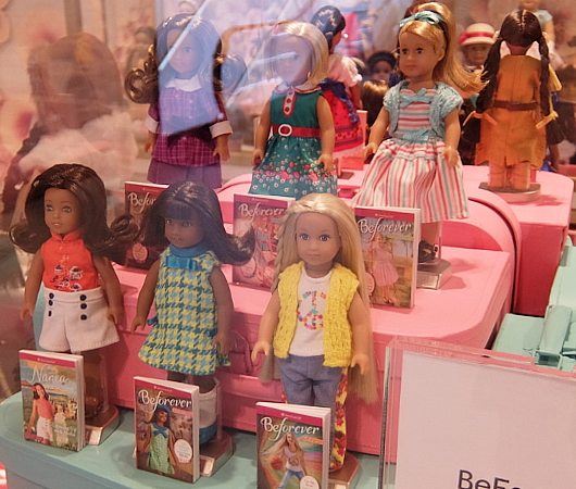 少女たちが胸を張って歩きたくなるAmerican Girl Placeの新店舗_b0007805_345028.jpg