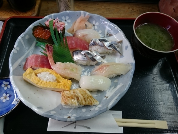 2 5夜勤明け 市場寿司たか 名物にぎり 1 000 小肌2貫 300 八王子卸売センター 無駄遣いな日々