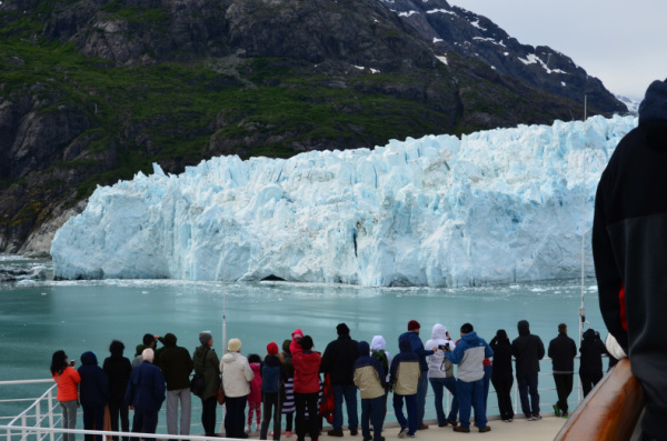 グレーシャーベイ国立公園の氷河を満喫しました。：ルビープリンセスアラスカクルーズ_f0054556_12291491.jpg