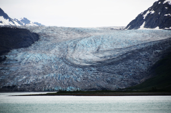 グレーシャーベイ国立公園の氷河を満喫しました。：ルビープリンセスアラスカクルーズ_f0054556_00490611.jpg