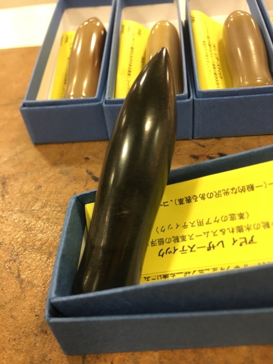 【再注目】レザースティックまだあります_d0166598_10475397.jpg