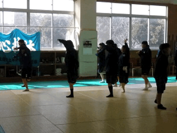 c0386412_14303743.gif