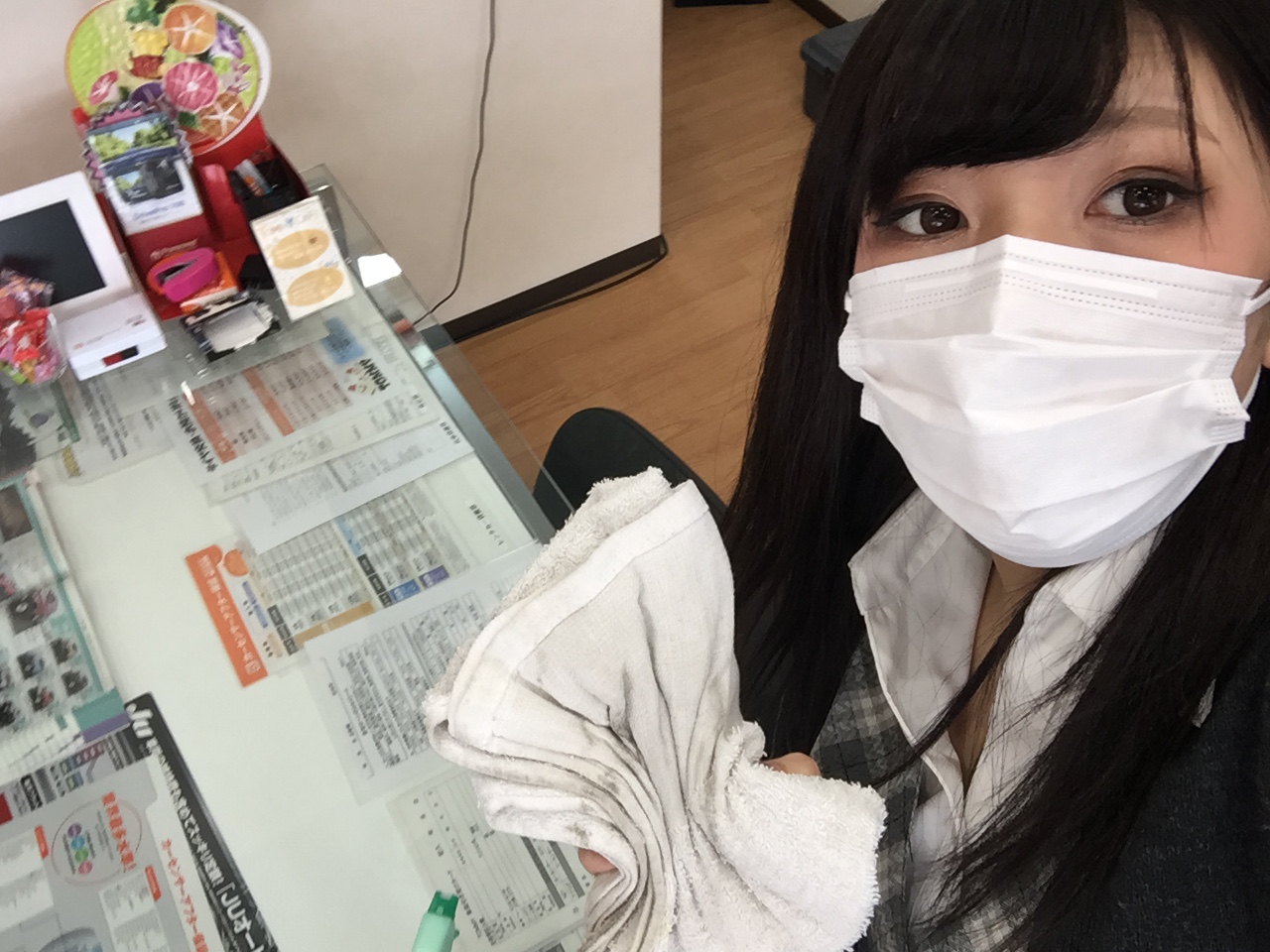 2月11日 日曜日のひとログヽ( ‘ω’ )ノ 本日、WさまLX570・Yさまハイエース納車!!_b0127002_17485411.jpg