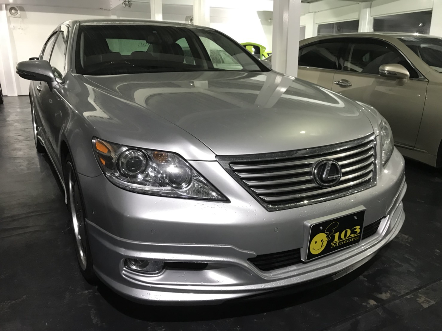 2月12日(月)トミーベース カスタムブログ☆トミーベースでWALDコンプリートをしたW様LX570☆N様LS460納車☆_b0127002_22415623.jpg