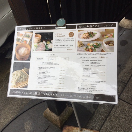 b0305550_16402103.jpeg