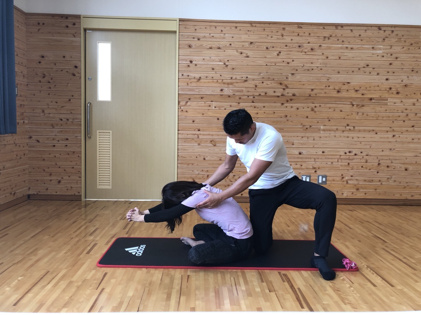 腰痛と体幹 長友選手が体幹トレーニングにはまった理由とピラティスで効率の良い体幹トレーニング こらりどピラティス 那覇パーソナルトレーニング ピラティス 整体ルーム 腰痛と体幹 長友選手が体幹トレーニングにはまった理由とピラティスで効率の良い体幹トレーニング こらりどピラティス 那覇パーソナルトレーニング ピラティス 整体ルーム