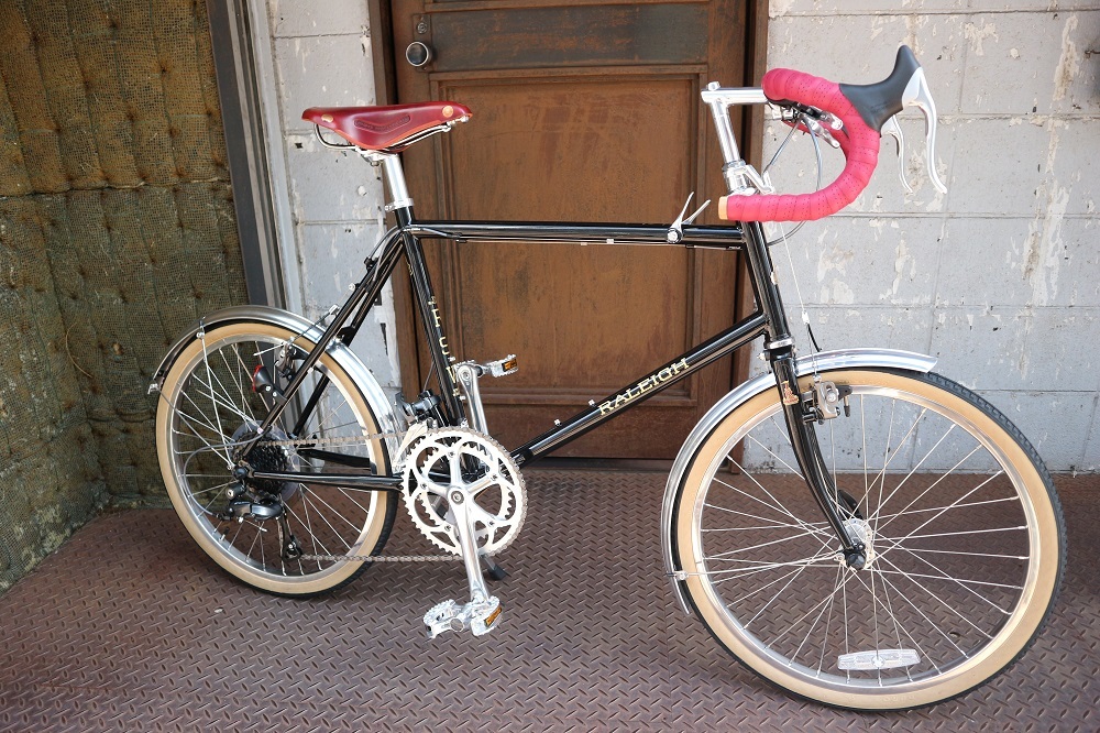 2月12日 渋谷 原宿 の自転車屋 FLAME bike前です_e0188759_19190177.jpg