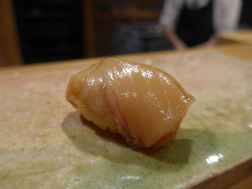 東麻布「鮨 天本」へ行く。_f0232060_12244310.jpg