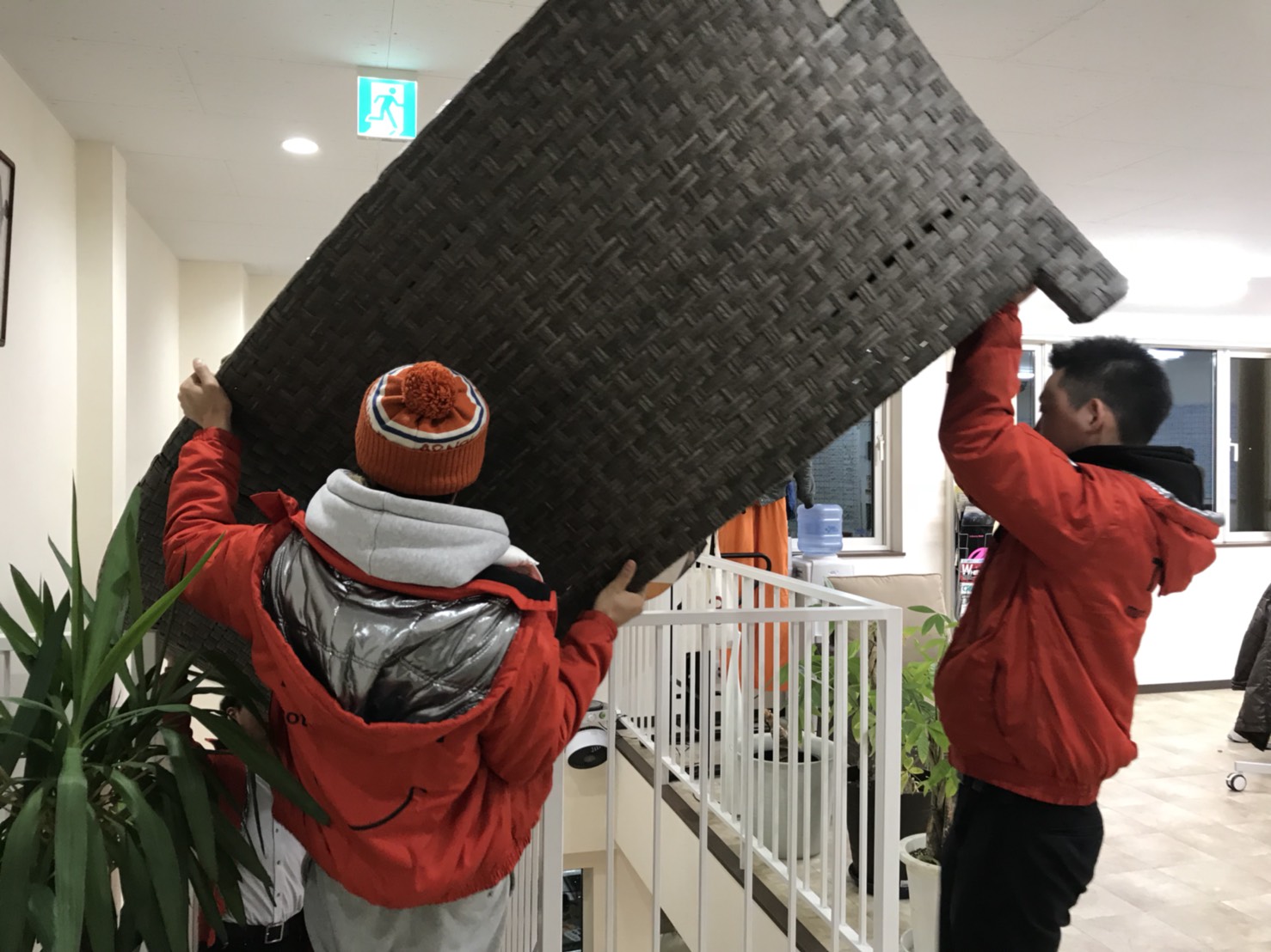 2月13日 火曜日のひとログ(´▽`) エスカレード♬レンタカーあります!!購入も可♬TOMMY_b0127002_17133995.jpg