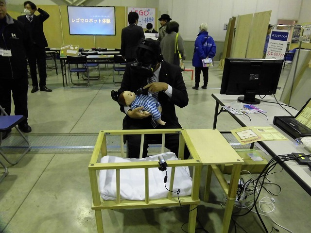 将来のUターン期待の星のVR(バーチャルリアリティ)技術 「第2回 富士のふもと産業教育交流フェア」_f0141310_07502197.jpg