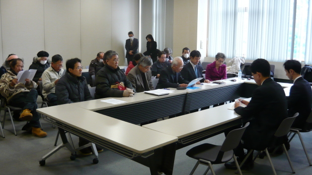 2月8日、大学の軍事研究反対!百万人署名運動・岡山県連絡会の野田代表を先頭に、岡山大学へ研究中止の申し入れ行動をおこないました_d0155415_10001993.jpg