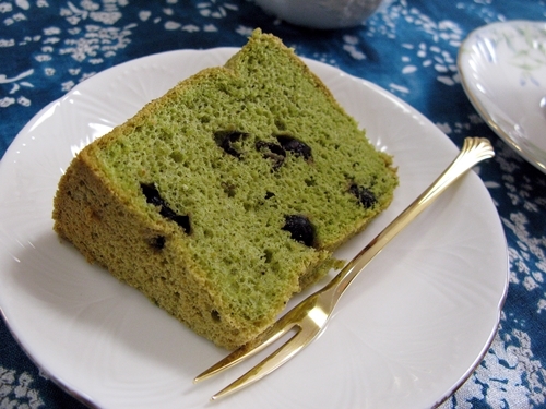 抹茶黒豆シフォンケーキ_f0129726_19083435.jpg