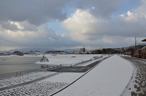 狭山池の雪景色_d0247262_0411989.jpg