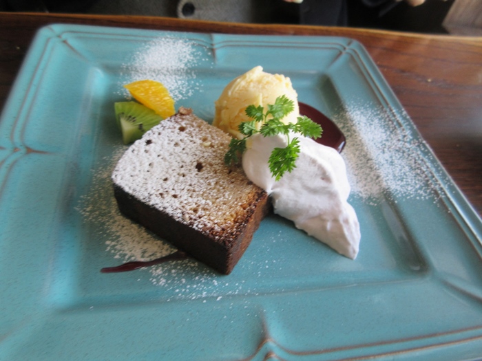 【鎌倉・御成町】「ビストロ オランジュ」でシェアランチ【野菜たっぷり】_b0009849_11413812.jpg
